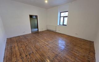 Apartament 1 camera  Iosefin la curte - Poză 2