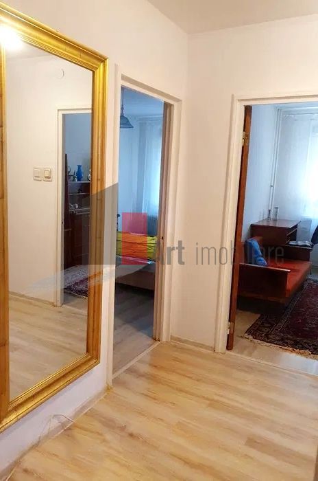 De vanzare 4 camere Titan-Parcul Teilor Ozana - Poză 3