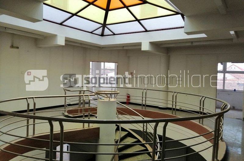 Spatiu de birouri ultracentral - Poză 5