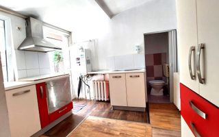 Casa de vanzare curte individuala, centrala, Lacul Tei! - Poză 9