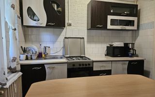 Apartament cu 3 camere/ Etajul 1/ zona Podu Ros / 67mp - Poză 4
