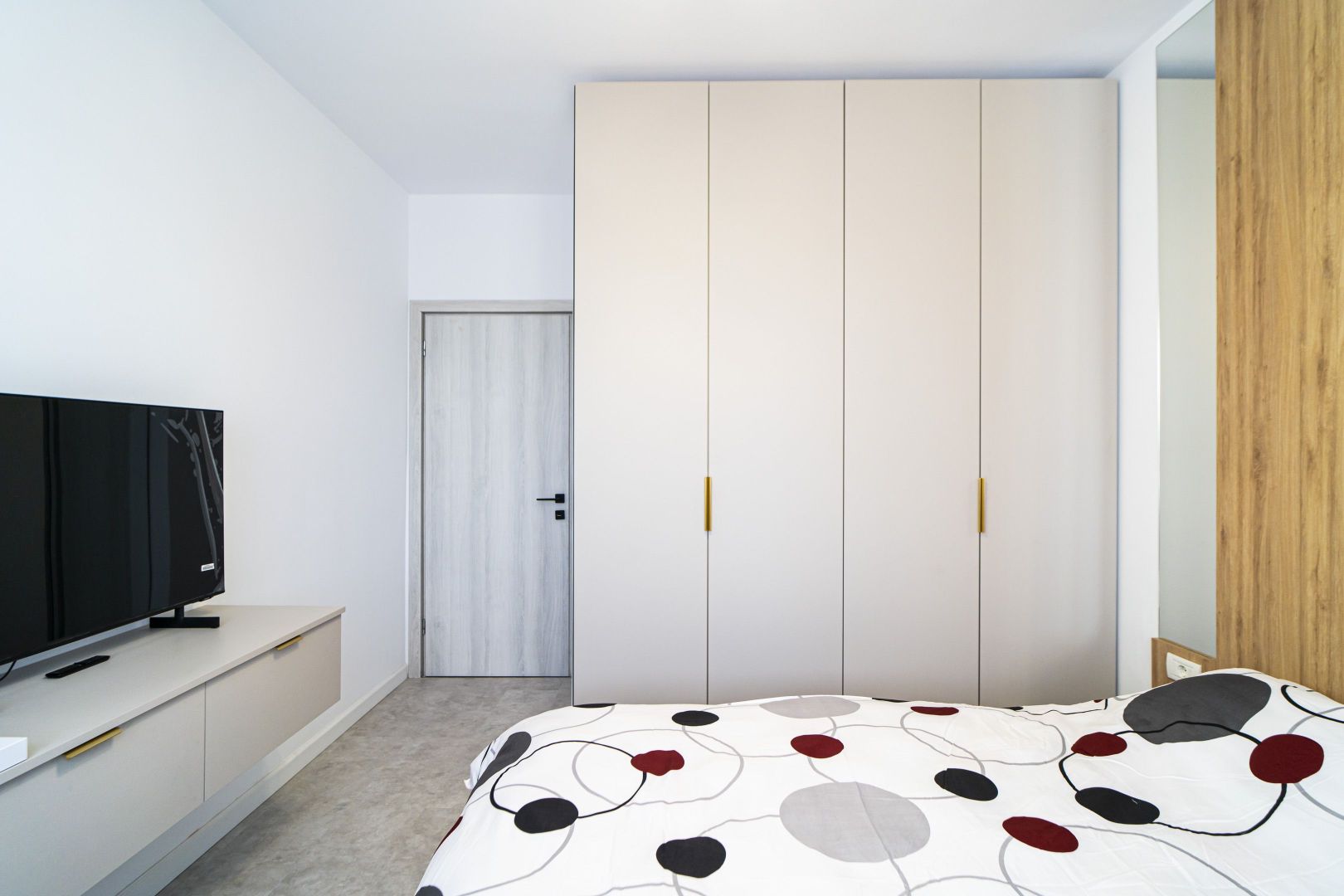De inchirait, 2 camere, etaj 8 din 11, mobilat-utilat, Metrou Valea Ialomitei - Poză 5