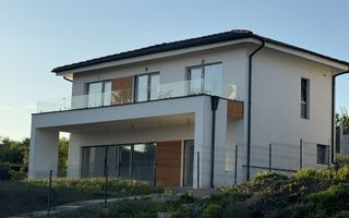 Casa individuala, 4 camere, vedere spre lac, Chinteni - Poză 1