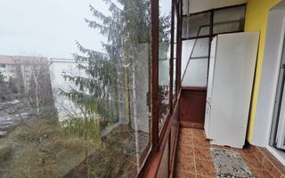 Apartament central 3 camere de închiriat - Poză 19