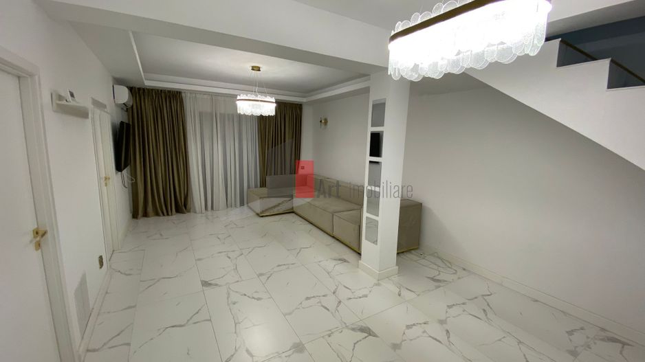 VILA SUPERBA DE VANZARE IN PIPERA - Poză 1