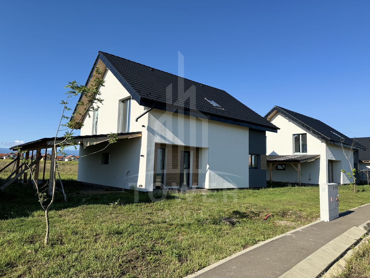 Casă individuală INDEPENDENTĂ ENERGETIC - CARTIER NOU - Poză 10