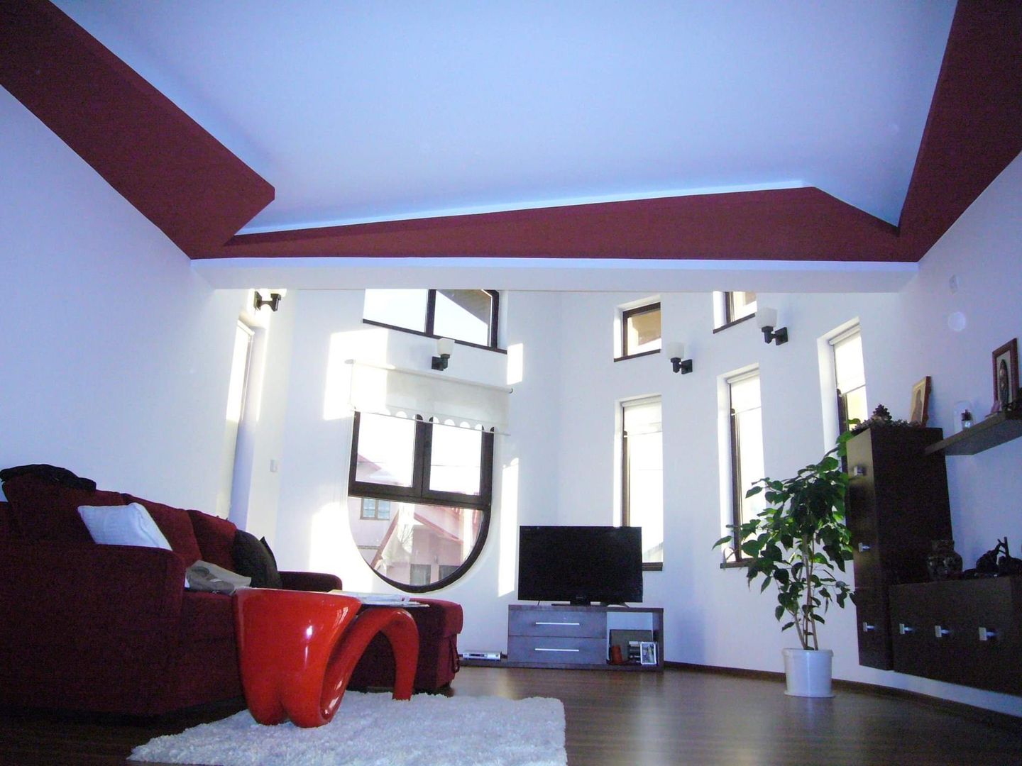 Vanzare vila 300mp,D+P+E+M,Iasi Belvedere-Rond Vechi,teren 550 mp - Poză 2
