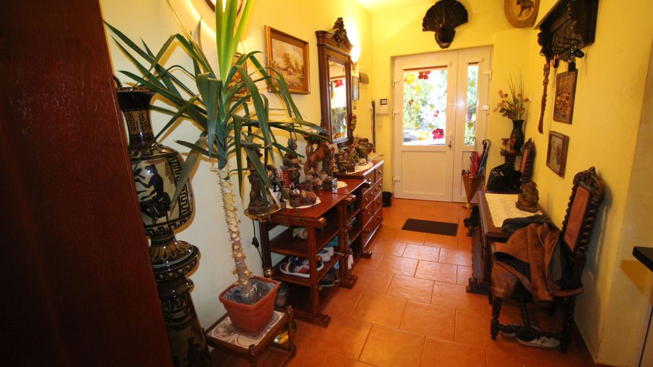 CASA CU MULTIPLE DESTINATII - Poză 3