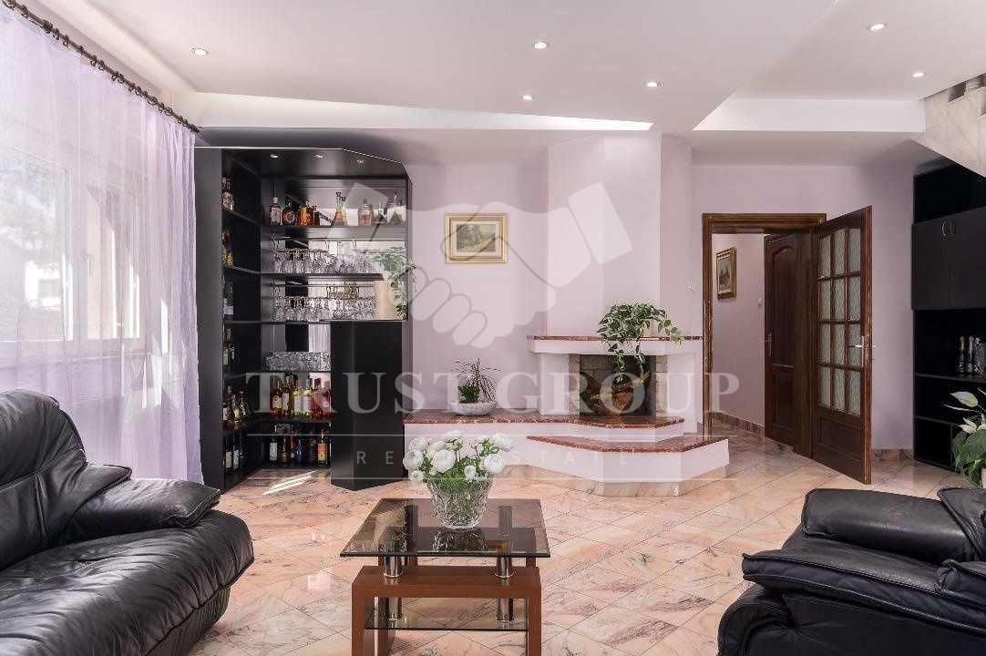 Casa 5 camere | Parcul Circului | Curte libera 300mp - Poză 8