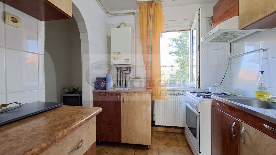 Liber, de vanzare apartament 3 camere Valea Lupului Iasi, baie cu geam - Poză 15