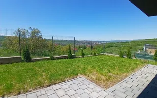 Casa de inchiriat cu 4 camere panorama de exceptie in Borhanci! - Poză 14