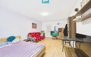 Casă P+E cu două apartamente, zona Drăgășani - Poză 11