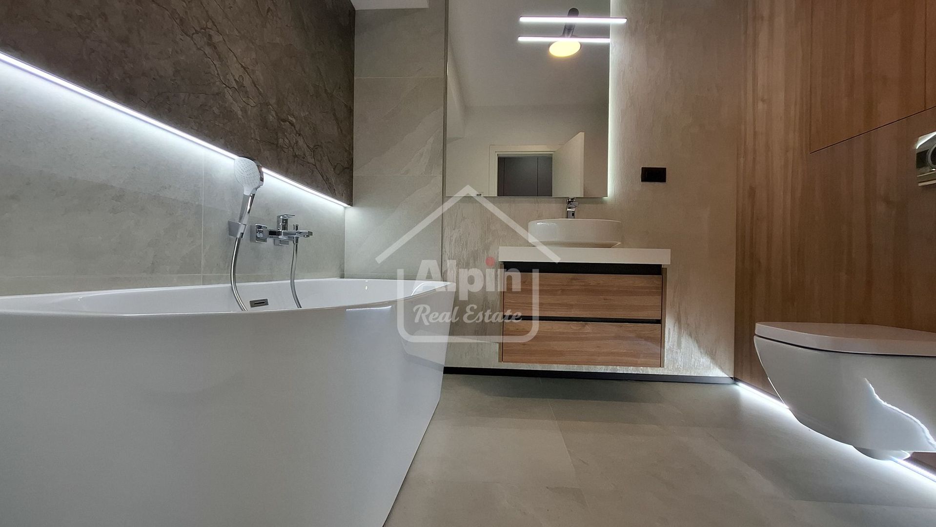 Apartament Finisaje Superioare I Central - Poză 32