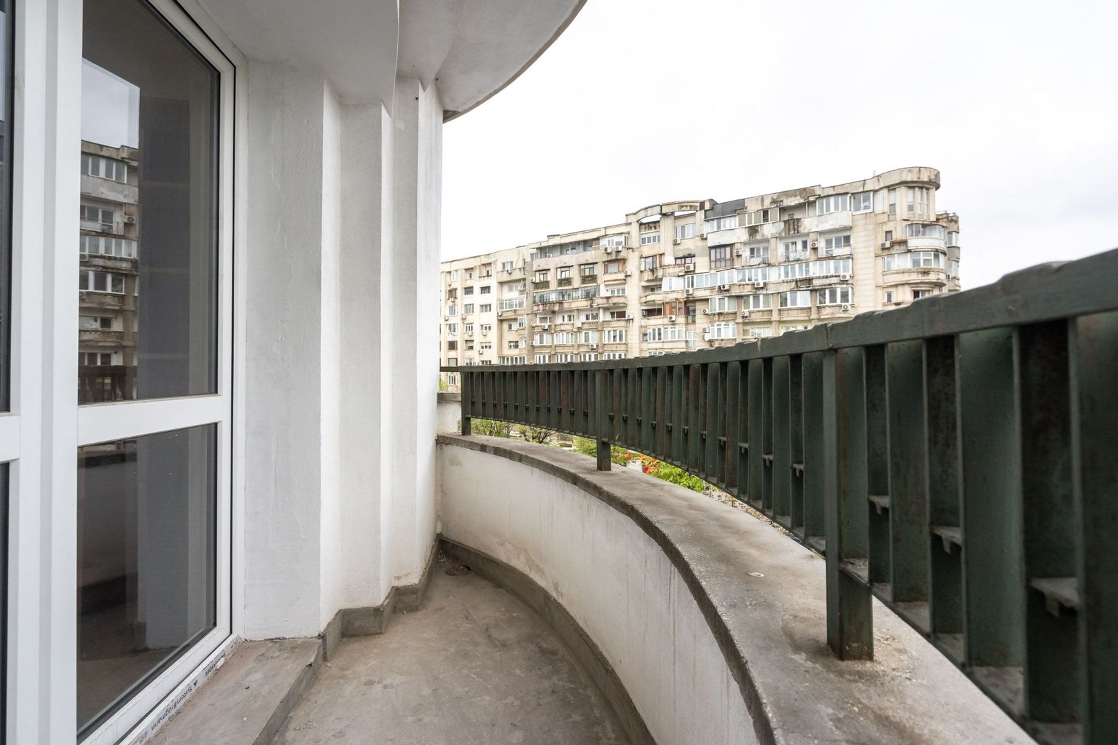 COMISION 0% - Garsoniera luminoasa Bd. Decebal - Piata Alba Iulia - Poză 6