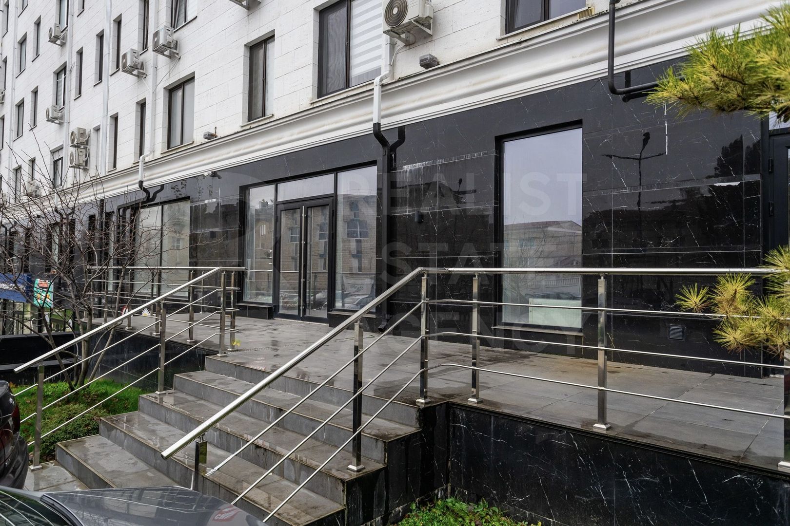 Vânzare, spațiu comercial, 244,8 mp, str. Ioana Radu, Buiucani - Poză 1