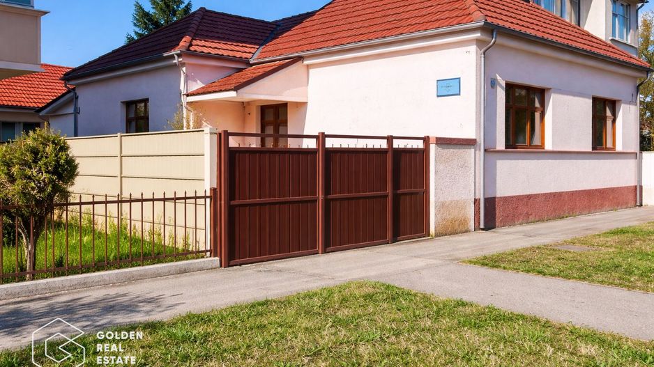 Casa cu 2 corpuri de cladire, Lipova - Poză 3