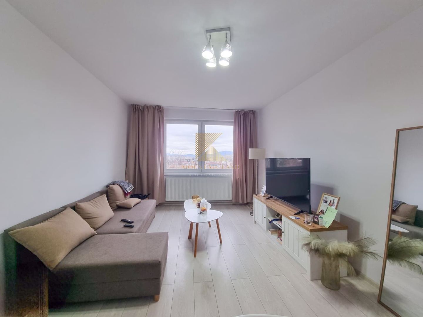 Apartament de 2 camere, semidecomandat, etaj 6/10, mobilat, Victoriei4 - Poză 4