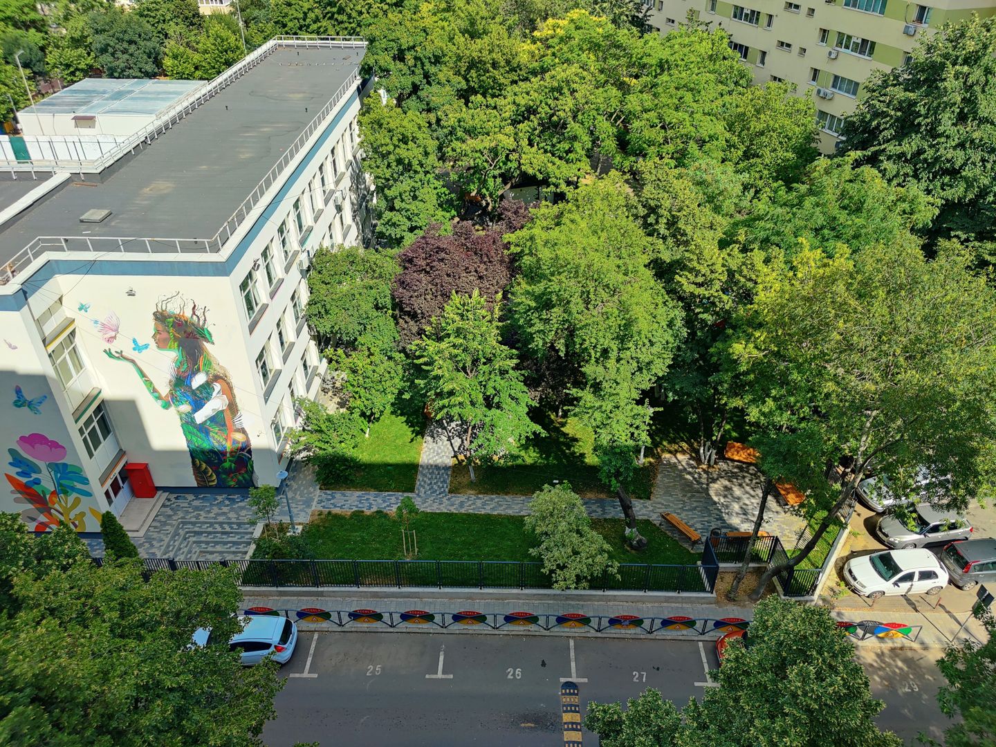 Locatie excelenta, la cateva minute de metrou si centre comerciale - Poză 5