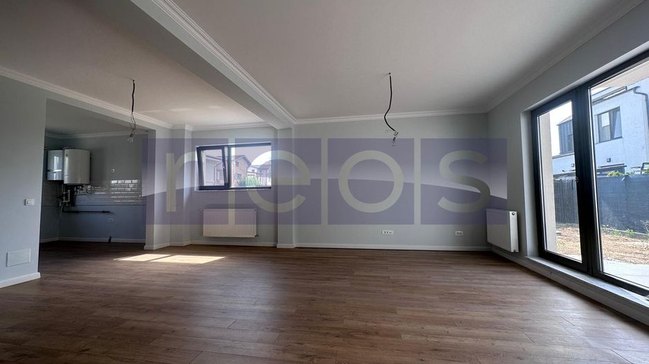 VANZARE VILA SUPERBA IN OTOPENI | 5 CAMERE | TEREN 325 MP - Poză 3
