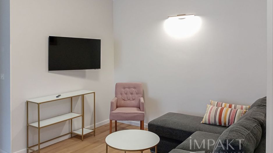 Apartament 3 camere la Cheie in zona Vivo ! - Poză 2