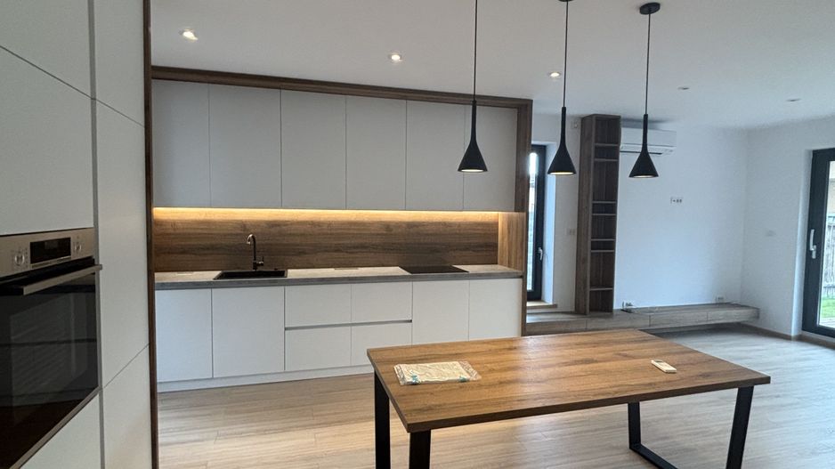 Minimalist în Timișoara - Poză 42