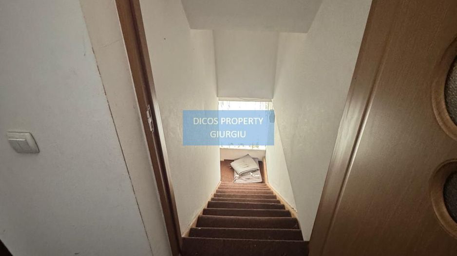 Casă cu mansardă și piscină de vânzare – Pictor Andreescu - Poză 17