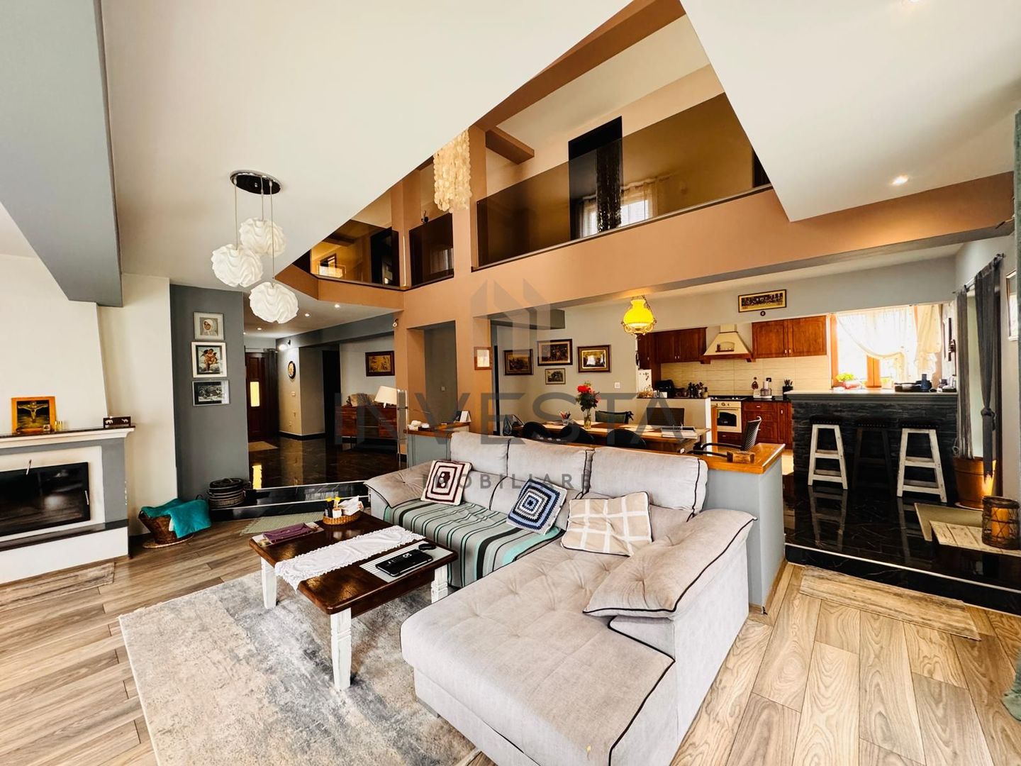 DE VANZARE CASA INDIVIDUALA 300 MP | 700 MP CURTE - Poză 1