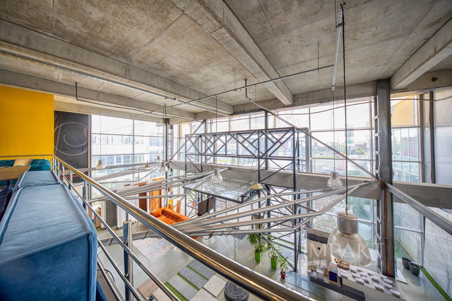 Cladire comerciala reprezentativa de inchiriat Calea Bucuresti Brasov - Poză 20