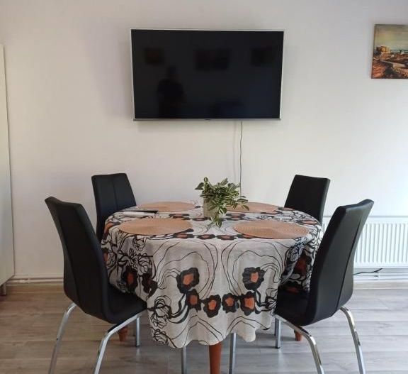 Garsoniera Str Poienelor, zona Carpatilor. - Poză 7