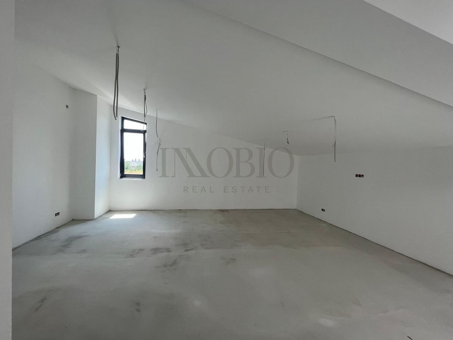 Vilă individuală modernă, P+1+M, cu curte generoasă  Tunari - Poză 17