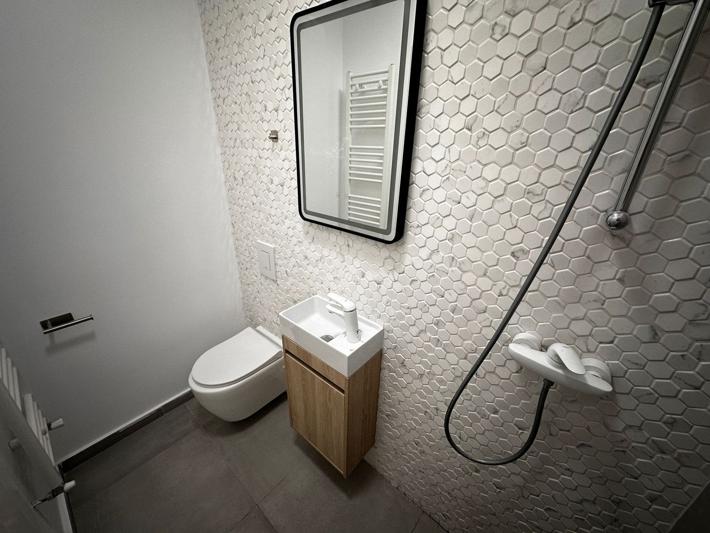 3 Camere Parcare 9 min Metrou Poenaru Lake House Virtutii Lacul Morii - Poză 9