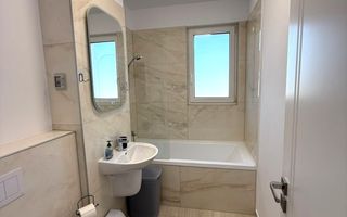 Apartament in Complexul Iris - Poză 4