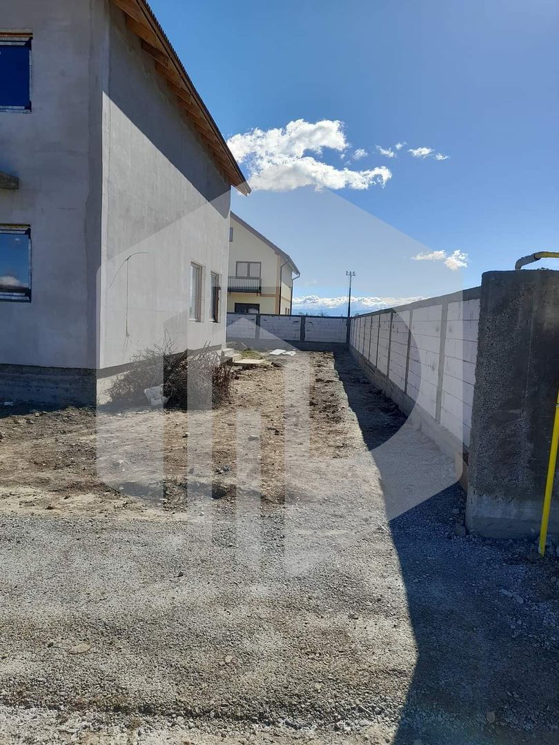 Casa individuala in Cristian | 5 camere | 4 Dormitoare | 158mpu - Poză 3