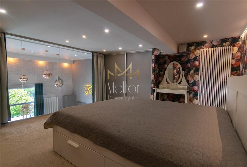 ?** Apartament superb pe doua niveluri Ultrafinisat Semicentral ** - Poză 29