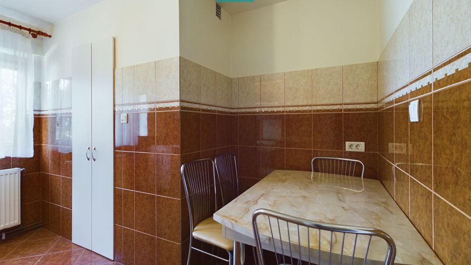 Apartament cu două camere, etajul 1. - Poză 6