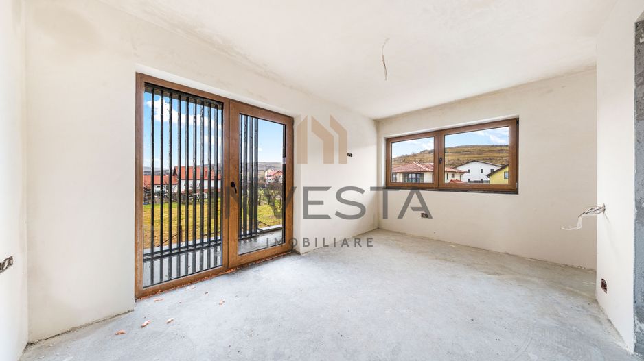 Casa individuala nZEB cu piscina, 501 mp teren, 160mp utili, Sanicoara - Poză 14