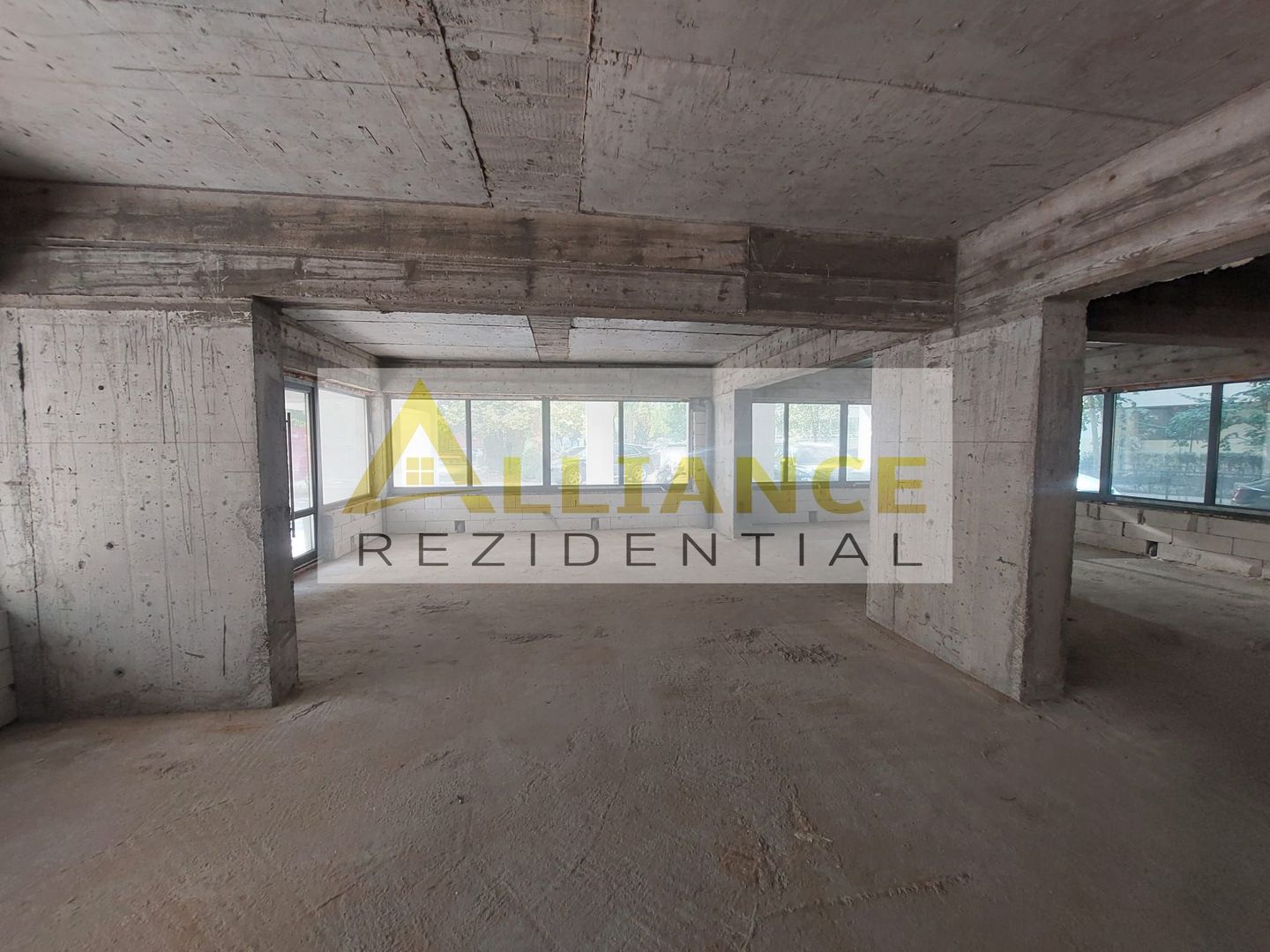 SPAȚIU COMERCIAL DE VÂNZARE - PIAȚA SUDULUI - Poză 6
