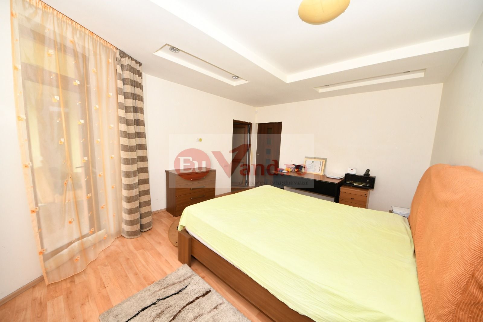 Vila spatioasa, pretabil pentru locuit/clinica, zona Micro 17 – Galati - Poză 25