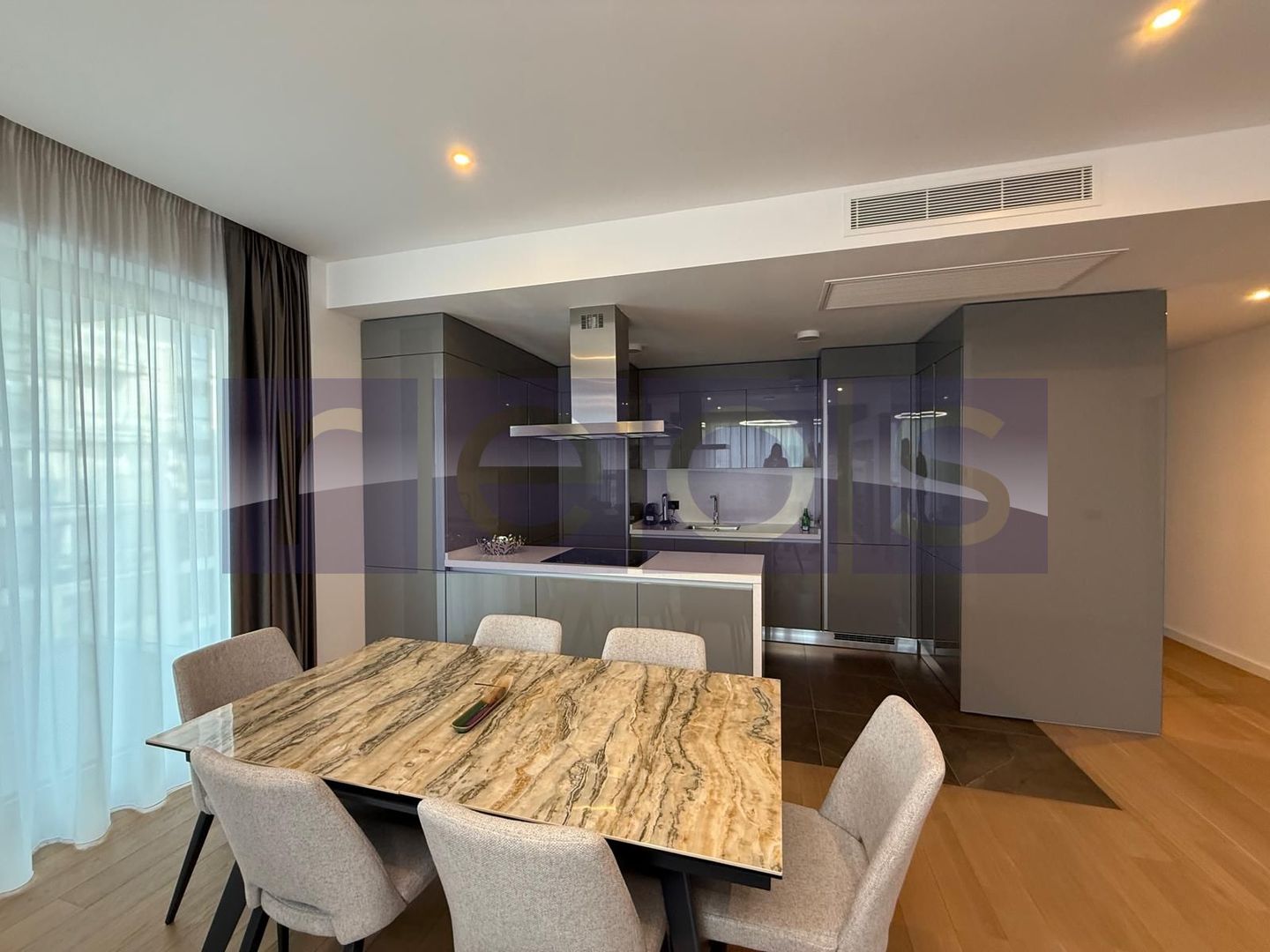 APARTAMENT PREMIUM 4 CAMERE | 3 LOCURI DE PARCARE | ULTRAFINISAT | 141MP | - Poză 2