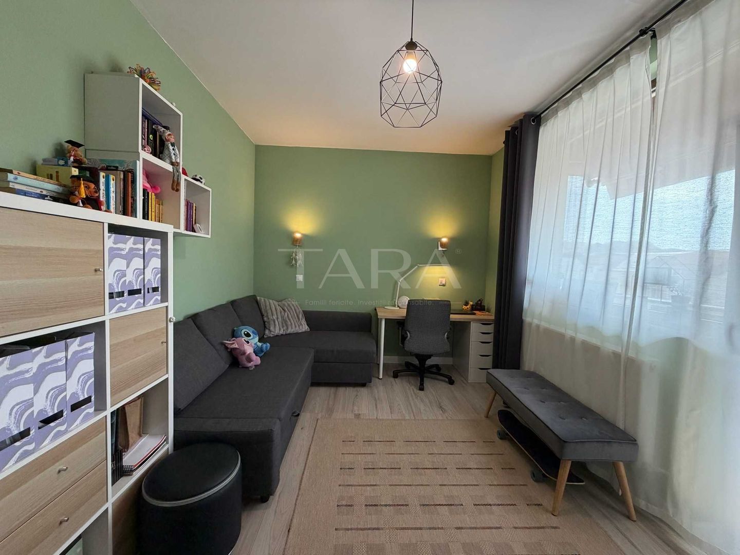 Apartament modern, spațios cu 3 camere, 2 locuri de parcare. - Poză 4