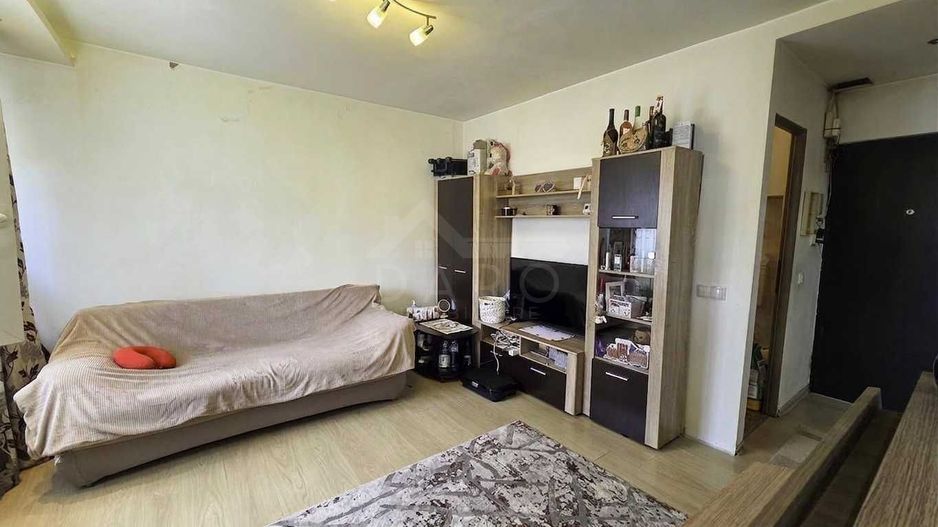 Apartament cu o cameră, modificat în stil open-space, situat în cartierul Tudor Vladimirescu, - Poză 2