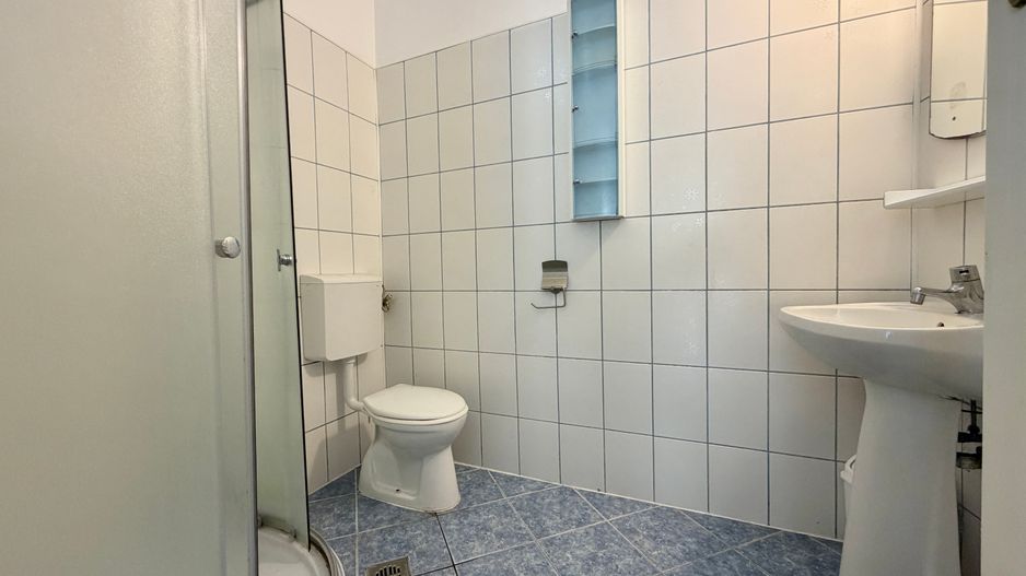 Parte de casă cu 3 camere, curte proprie și teren – Str. Ion Baiulescu - Poză 16