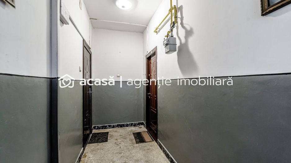 VANDUT! Apartament 3 camere - renovat recent - Poză 4