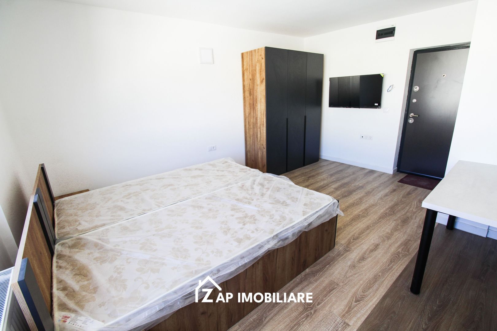 Apt 1 camera - 25 mp - Modern - Prima inchiriere - Poză 4