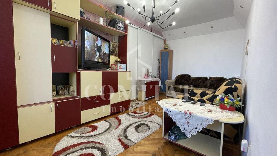 Apartament 3 Camere | 75 mp | Curte & Parcare | Semicentral - Poză 3