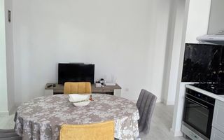 Apartament Bulevardul Decebal etaj 1 - Poză 1