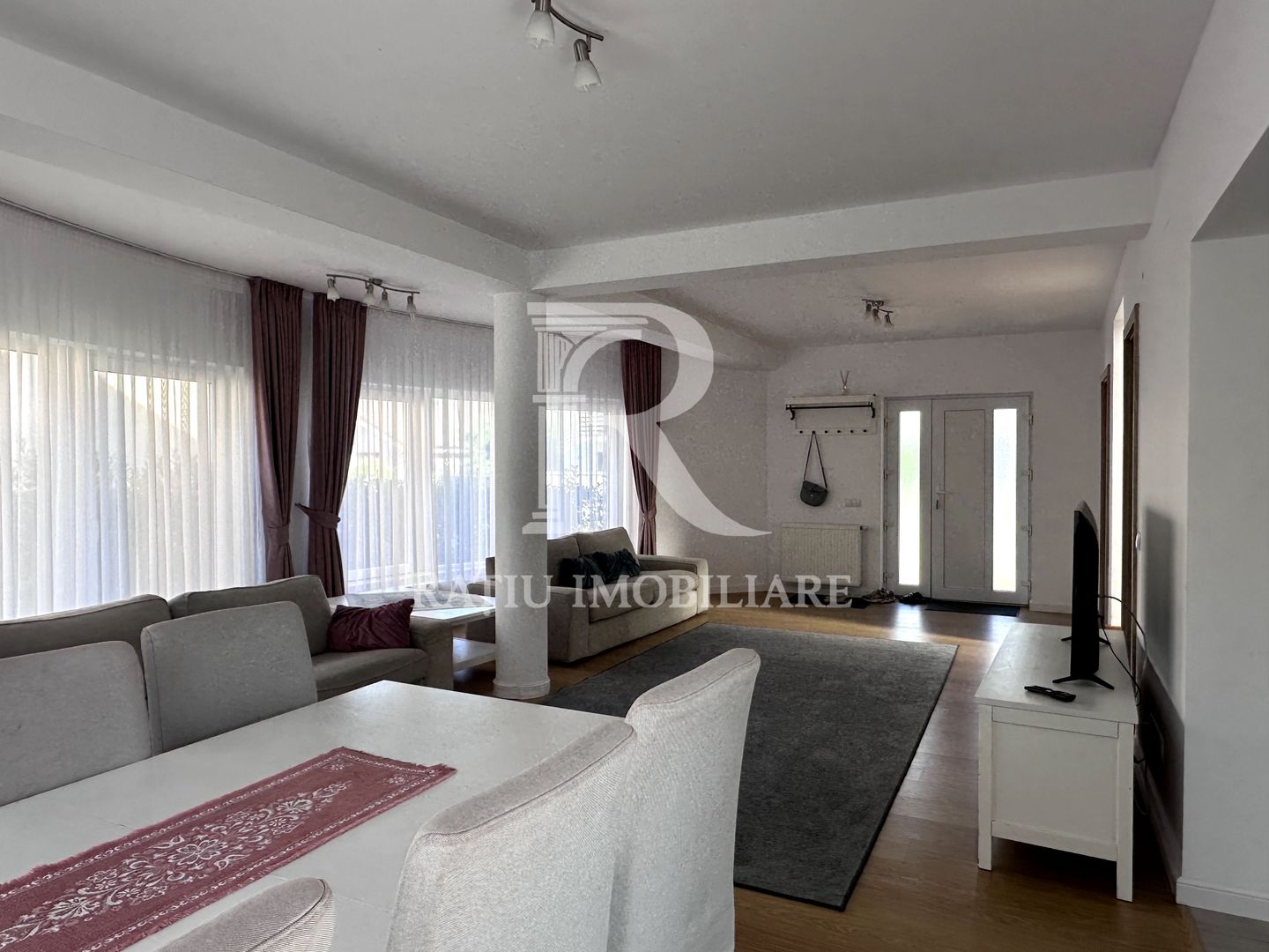 Casa de închiriat cu 4 dormitoare | Cartierul Tineretului | Oradea - Poză 3
