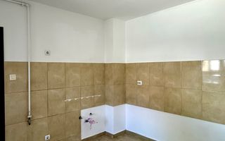 IMOBIL CU MULTIPLE DESTINATII - Poză 6