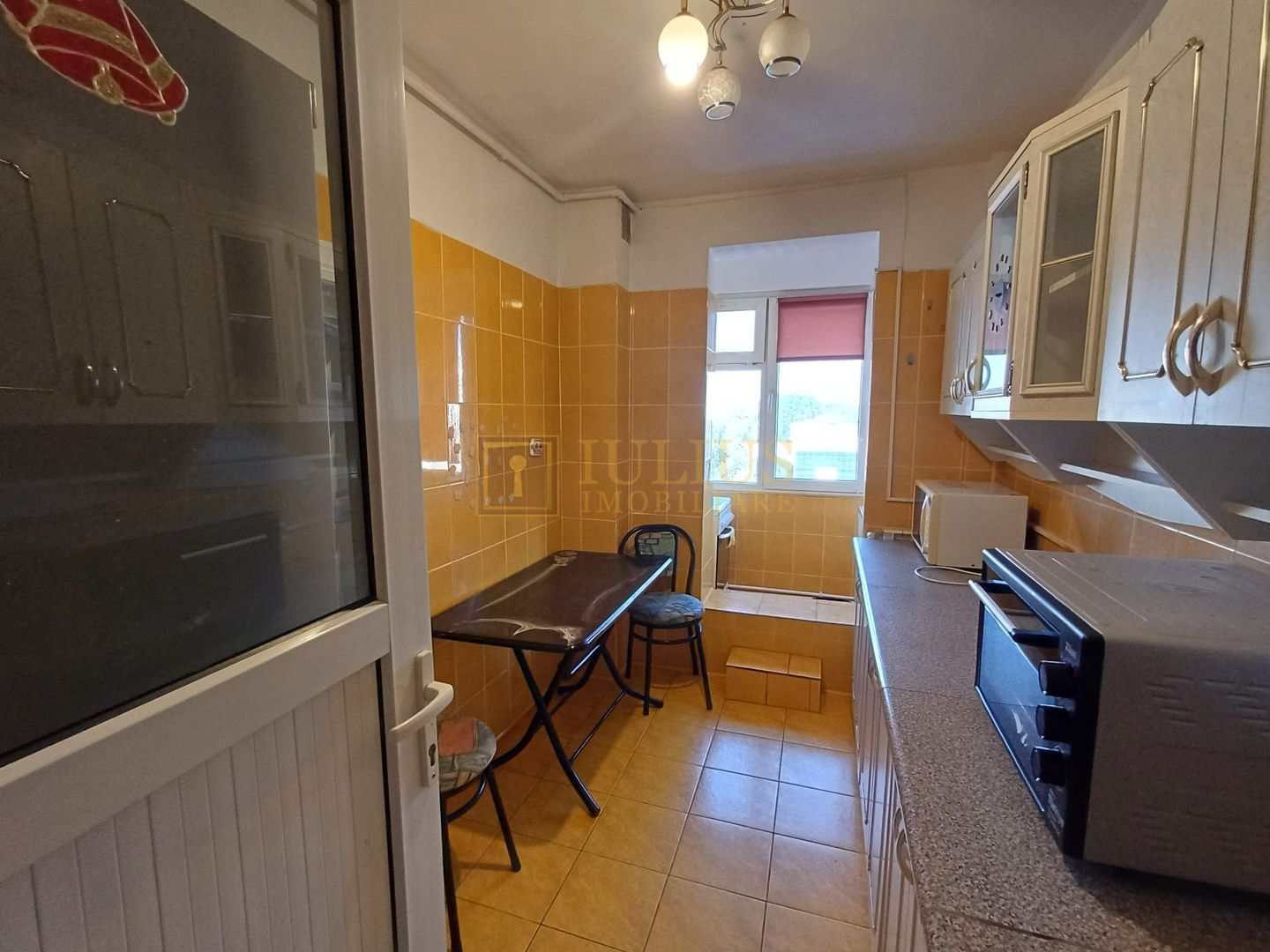 3 camere în zona Complex Studentesc - Poză 1
