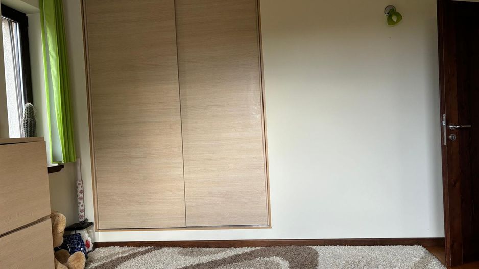 🏡 Casă individuală în Ronat – 6 camere, garaj dublu, finisată modern✨ - Poză 13